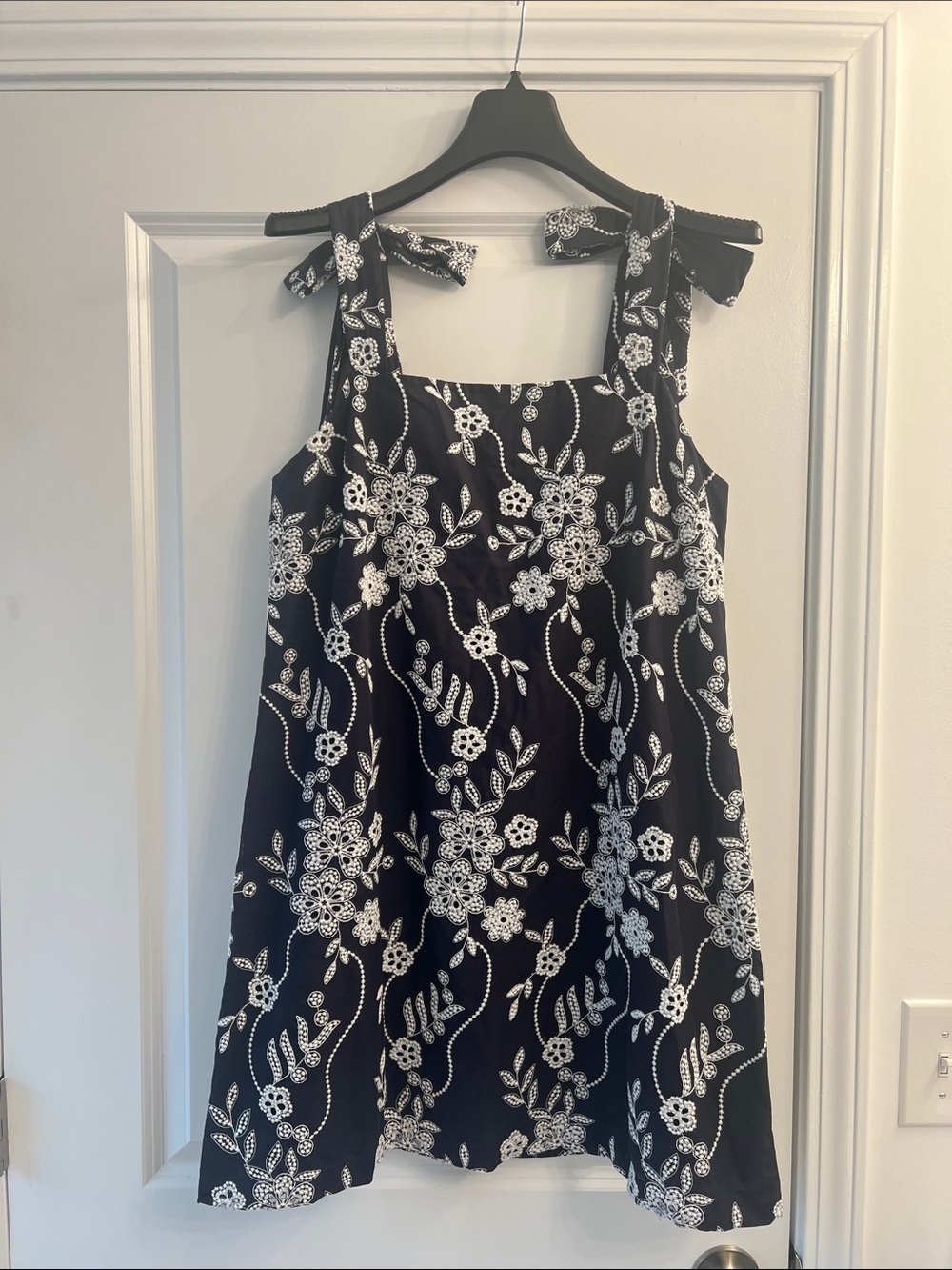 LOFT navy NWT Mini Dress with White Floral Embroidery and bow Straps